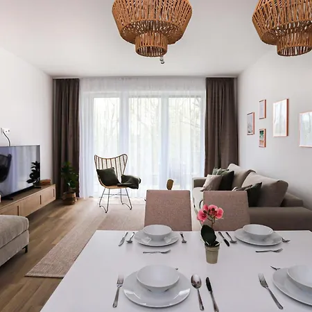 Accommodatie bij particulieren Platan With Lakeview Balatonboglár