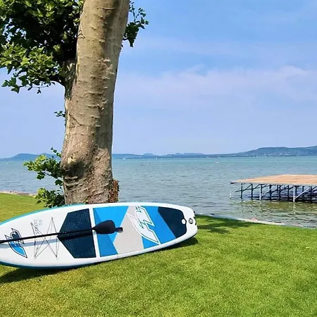 Privat bolig Platan With Lakeview Balatonboglár
